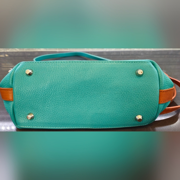 🎀 Valentina Turquoise and Tan Pebble Leather Shoulder Bag with Gold Accents - Picture 15 of 17